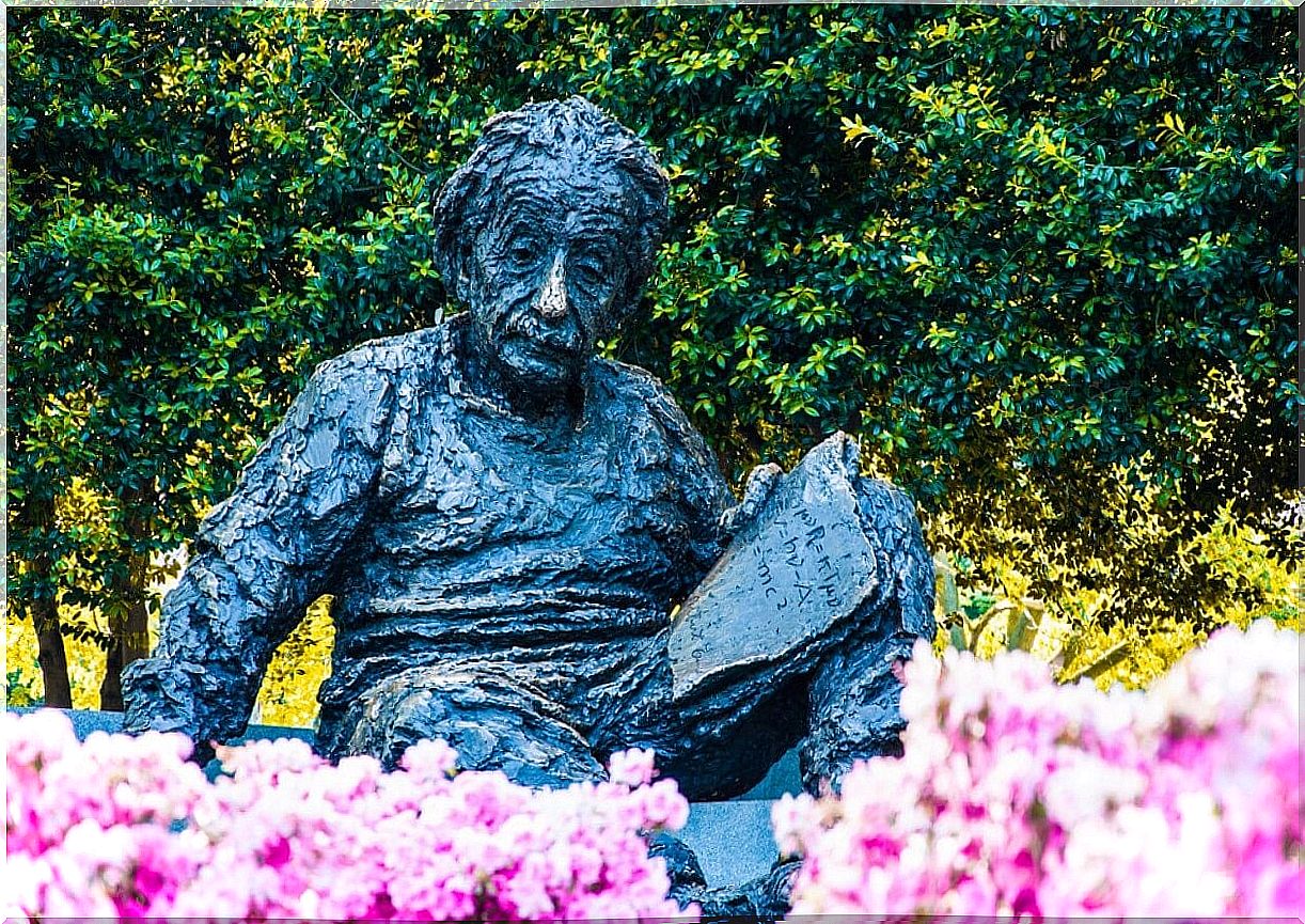 33 Great Albert Einstein Quotes That Will Make You Reflect