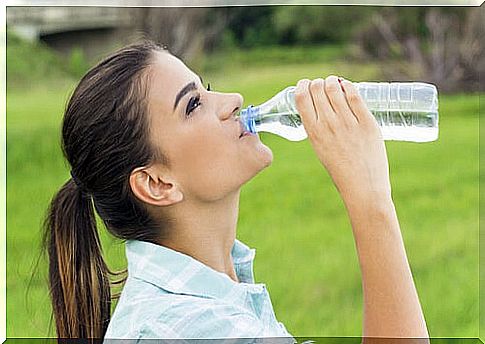 Drink water so your brain can perform at its best