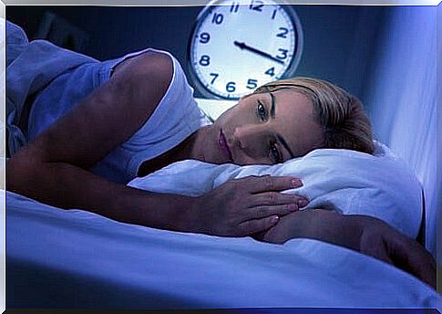 Woman in bed wakes up to white noise not working